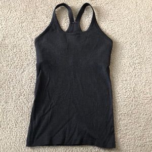 Lululemon grey ribbed tank size 6